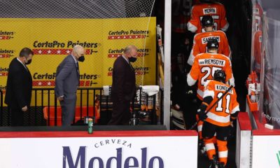 Flyers coaches bench