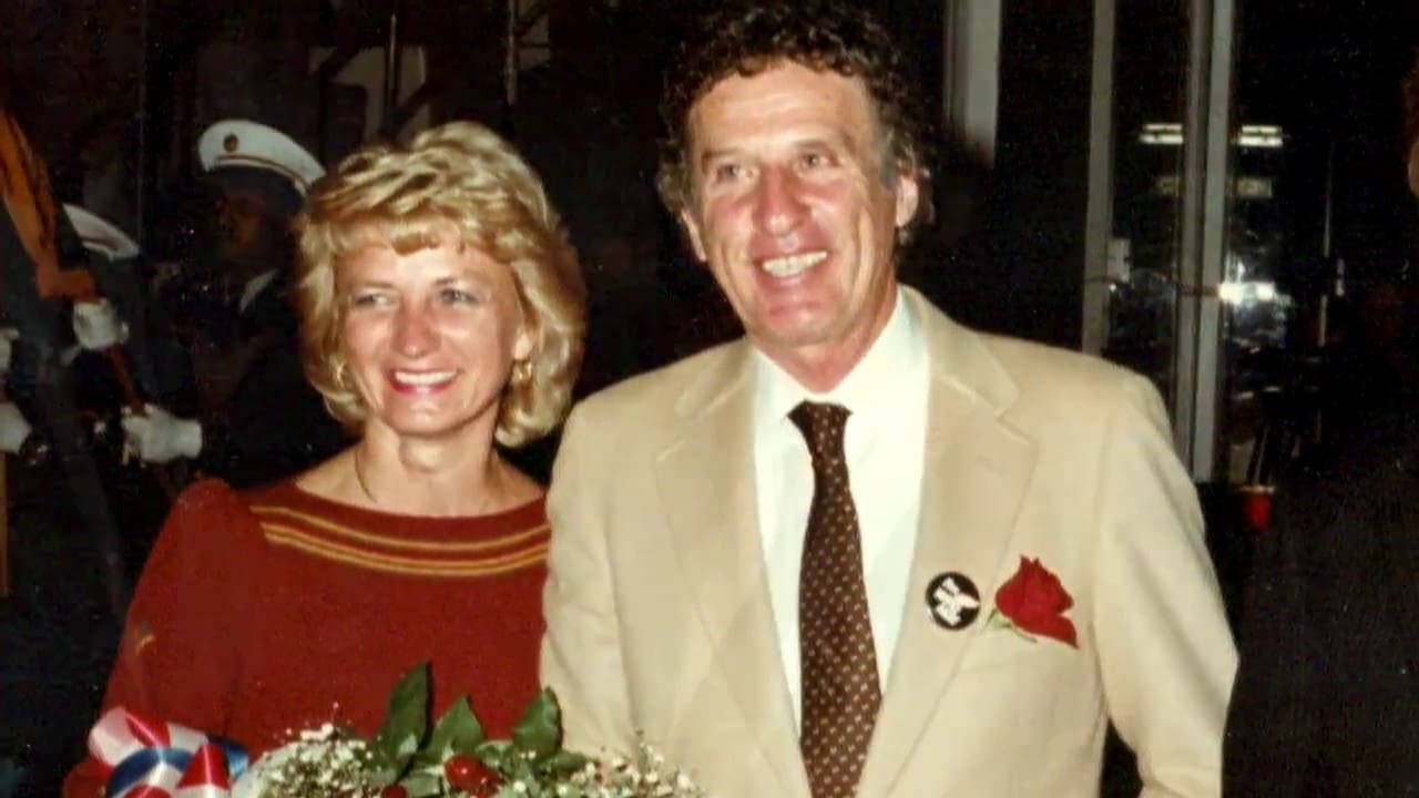 Mike and Marian Ilitch, Red Wings