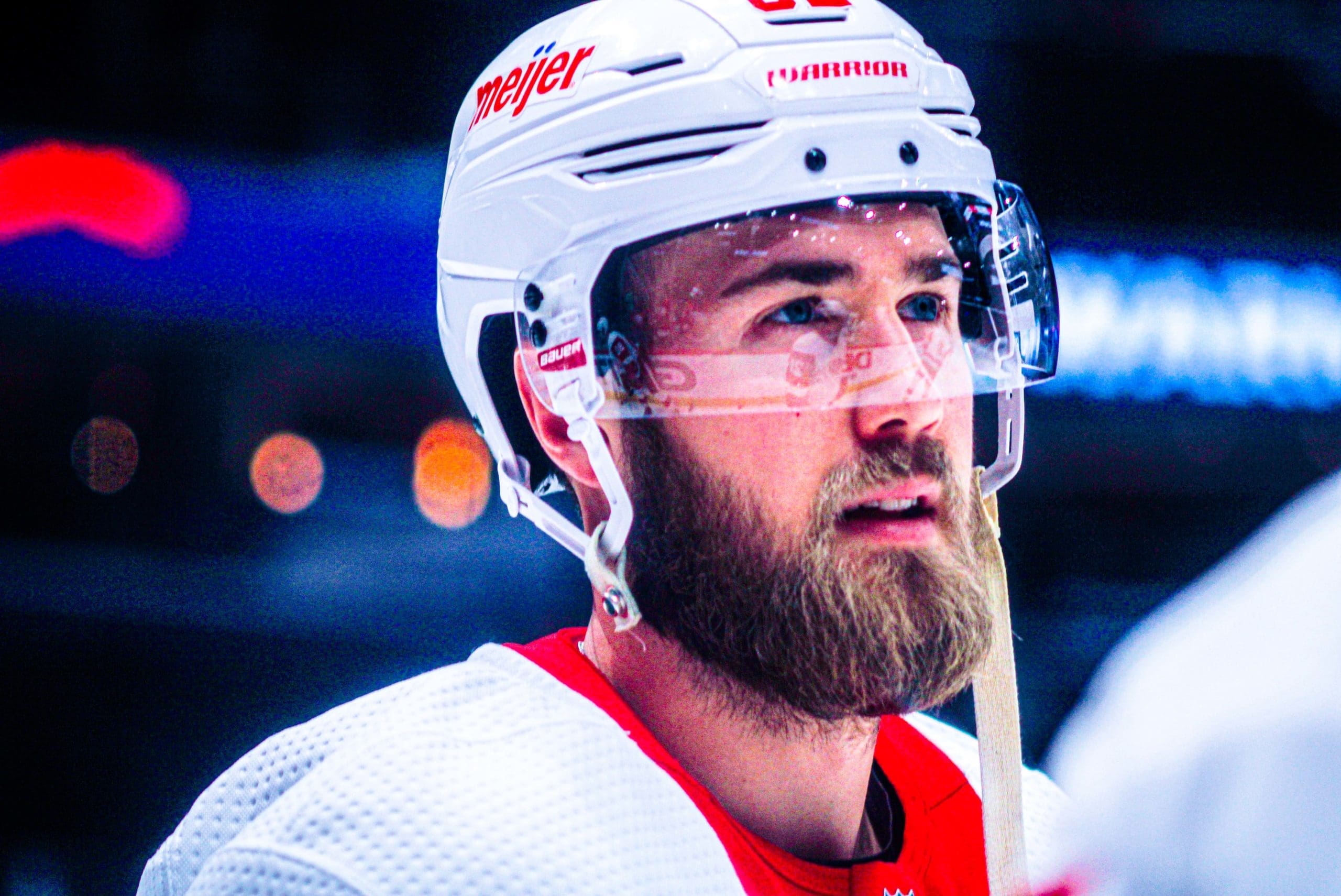 Jordan Oesterle, Red WIngs
