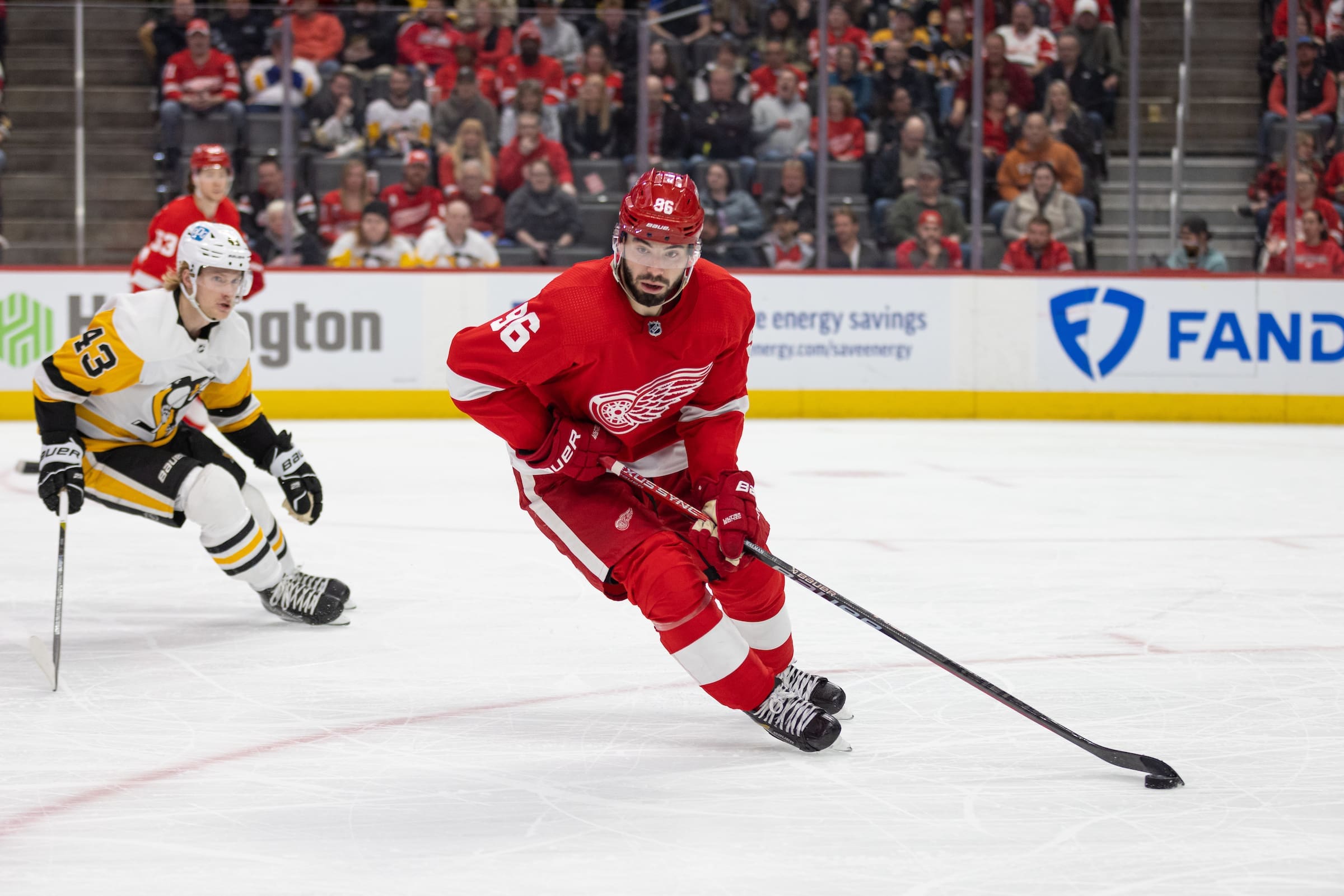 The Daily: Red Wings Seider Skipping Worlds; Marchand Loving