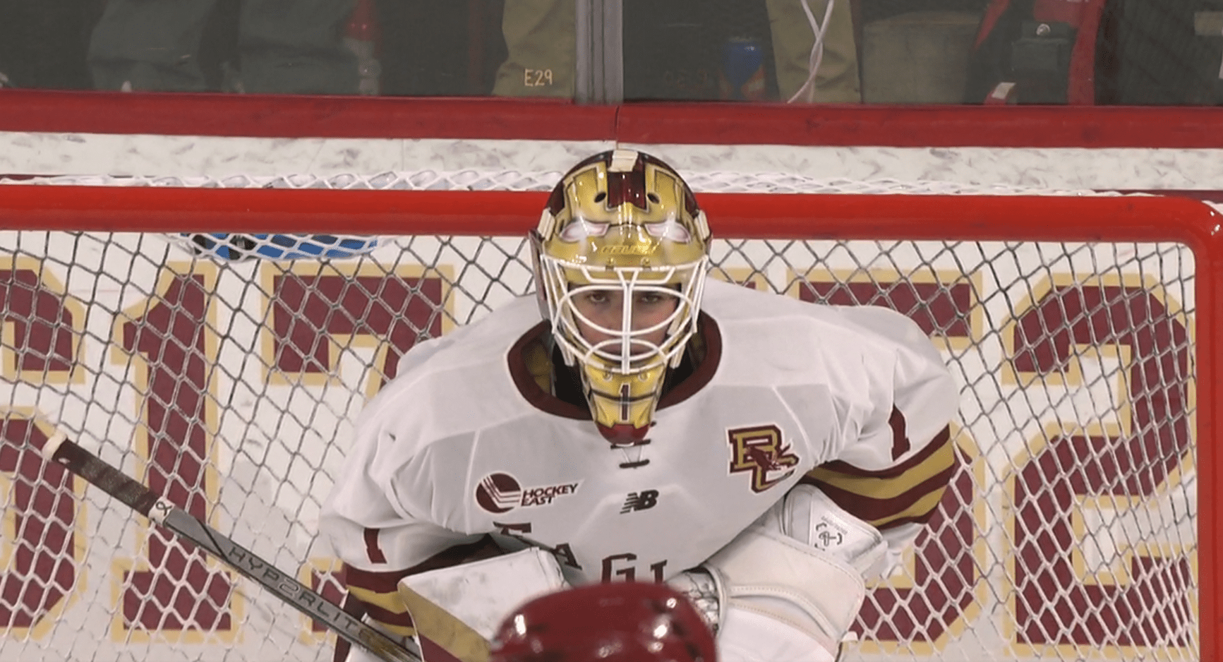 montreal canadiens jacob fowler frozen four