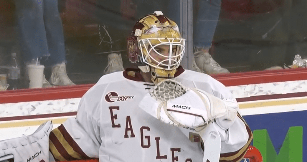 Montreal Canadiens goaltending prospect Jacob Fowler