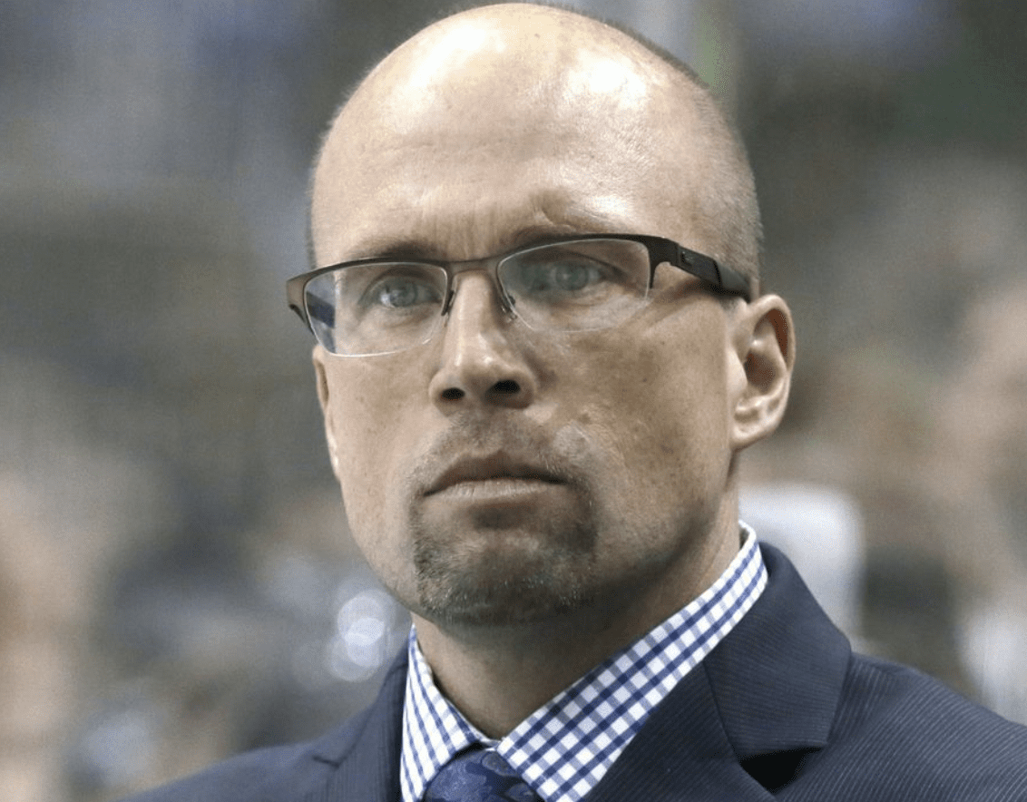 Vancouver Canucks, Mike Yeo