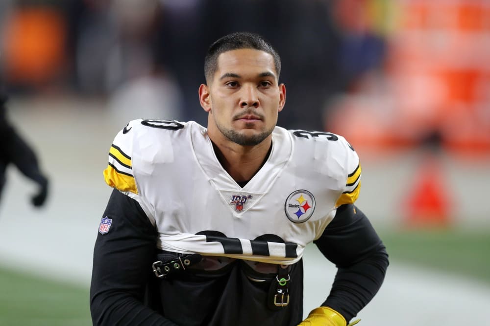 Pittsburgh Steelers' James Conner ruled out for Oakland Raiders