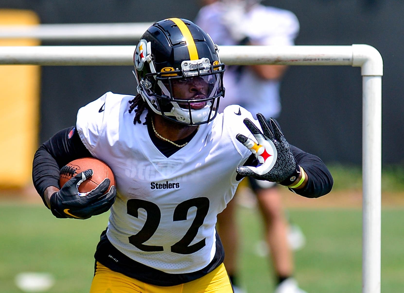 Steelers' Najee Harris jersey sales rank in top 10