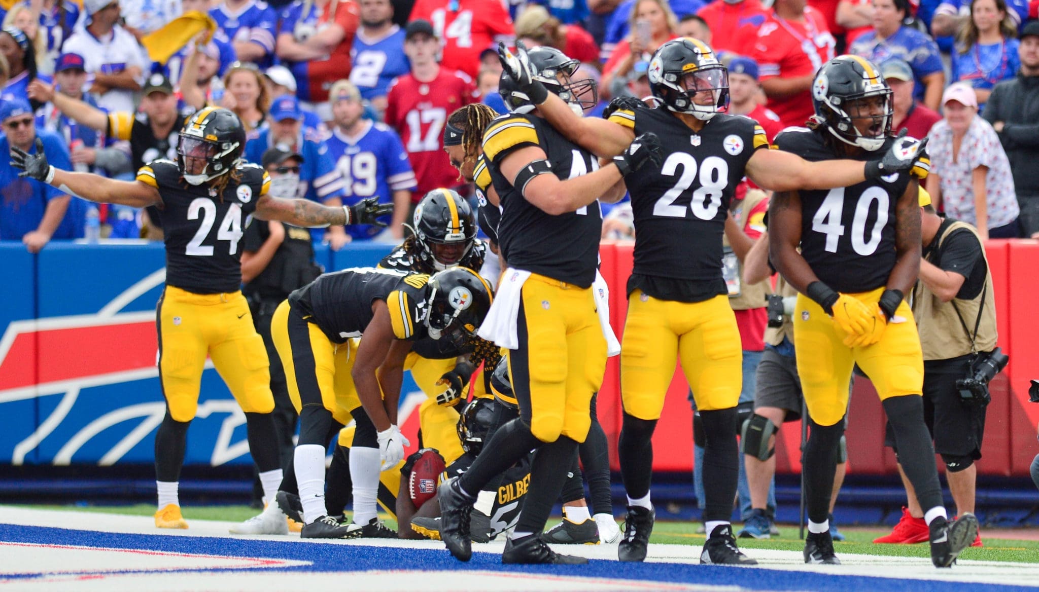 Steelers Score Special Teams TD After Former SUU DB Miles Killebrew Blocks  Punt