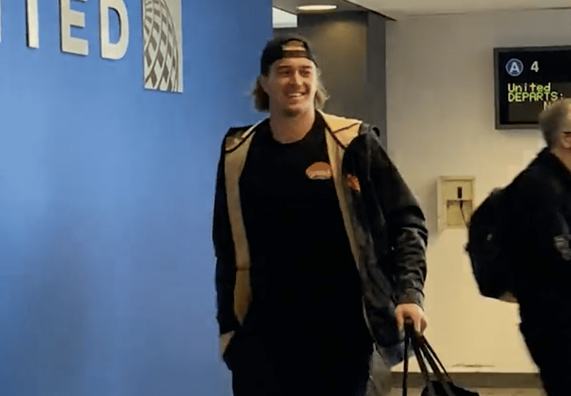 Kenny Pickett Arrives Pittsburgh