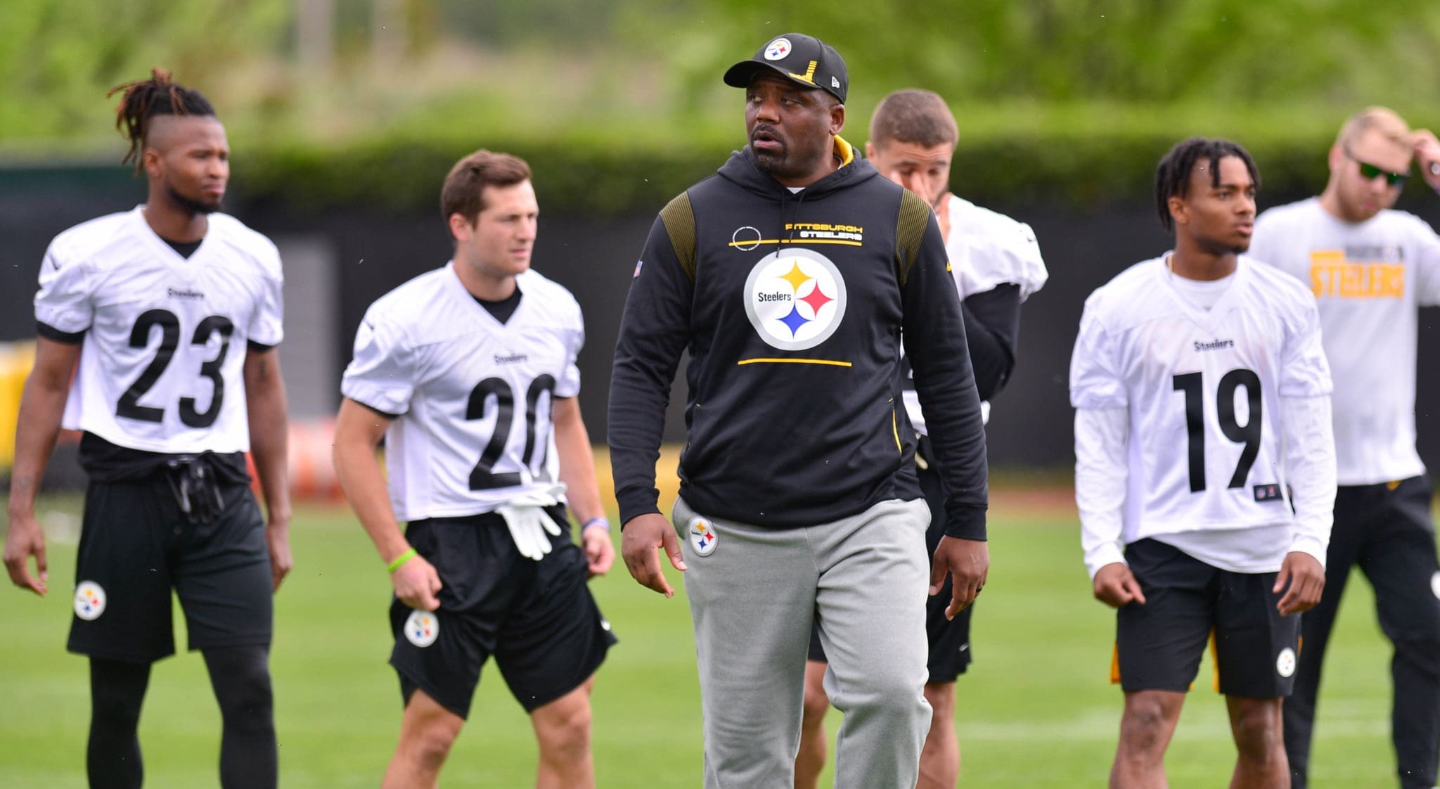 Pittsburgh Steelers announce hiring of new wide receivers coach - On3