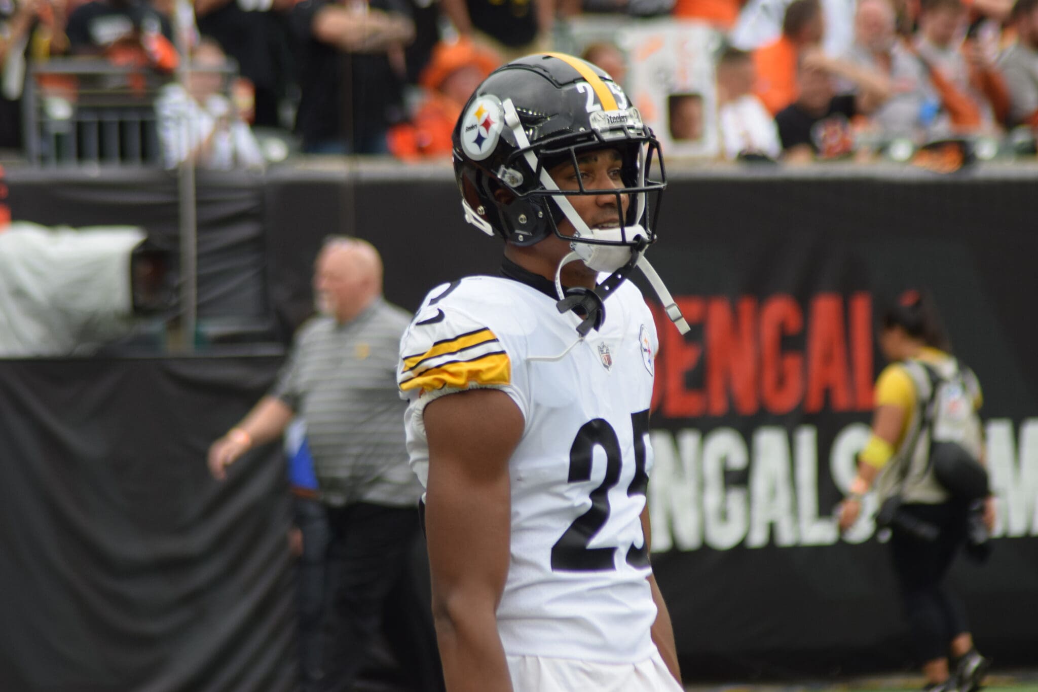 Steelers CB Ahkello Witherspoon