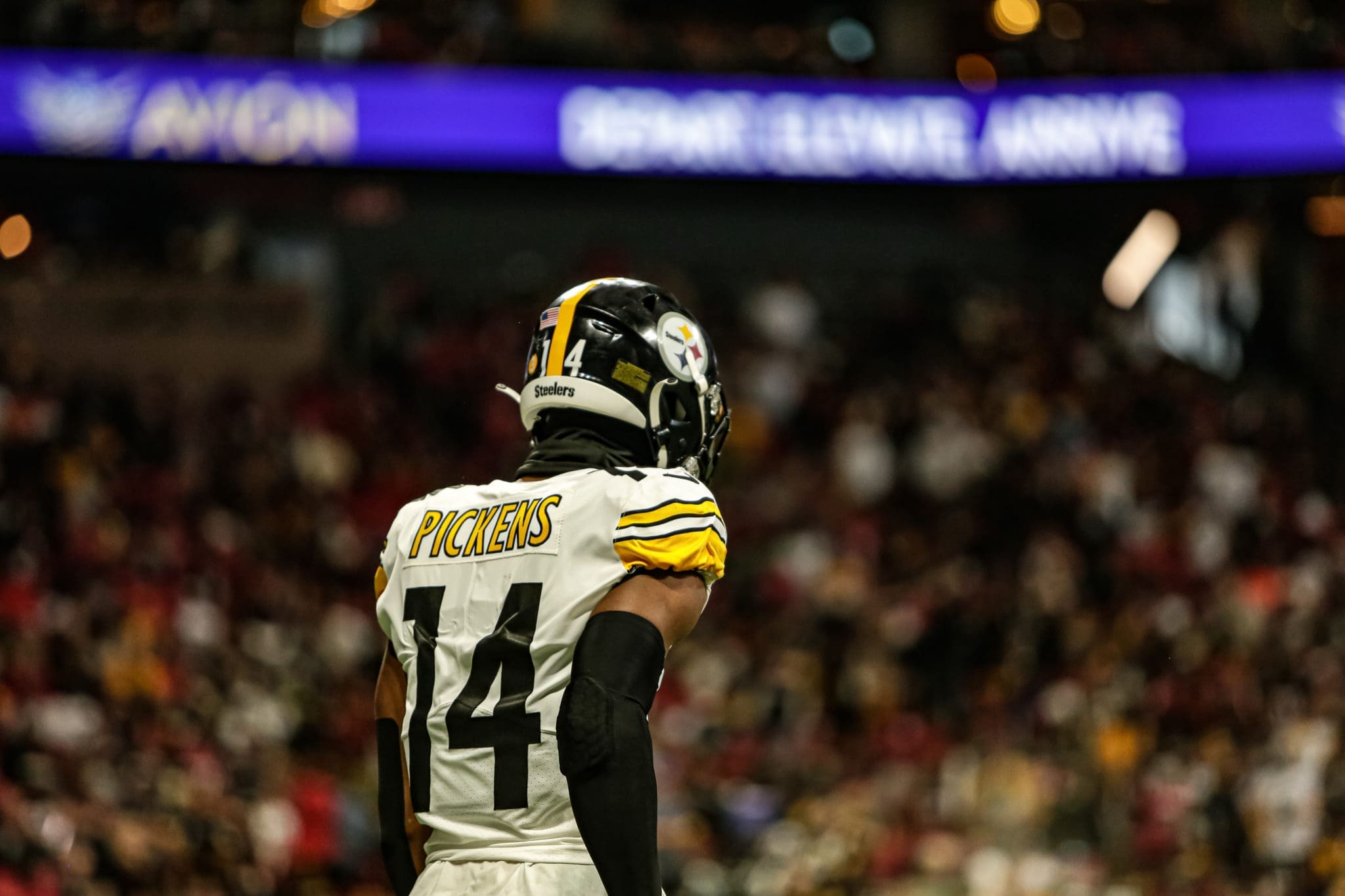 Pittsburgh Steelers wide receiver George Pickens' sideline