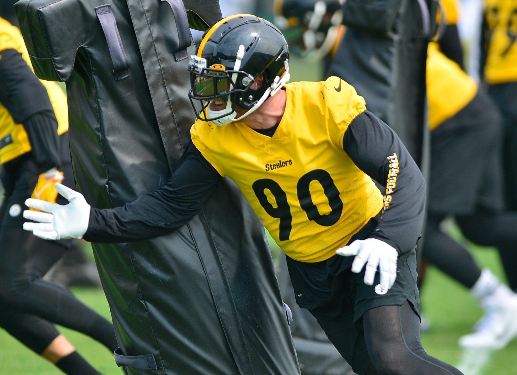 TJ Watt shows up for second day of Steelers OTAs - On3