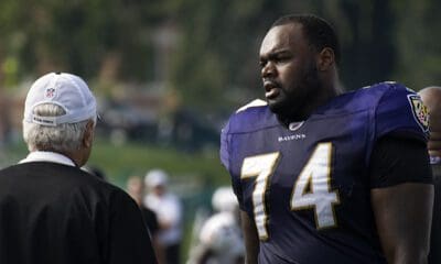 Steelers Ravens Tackle Michael Oher