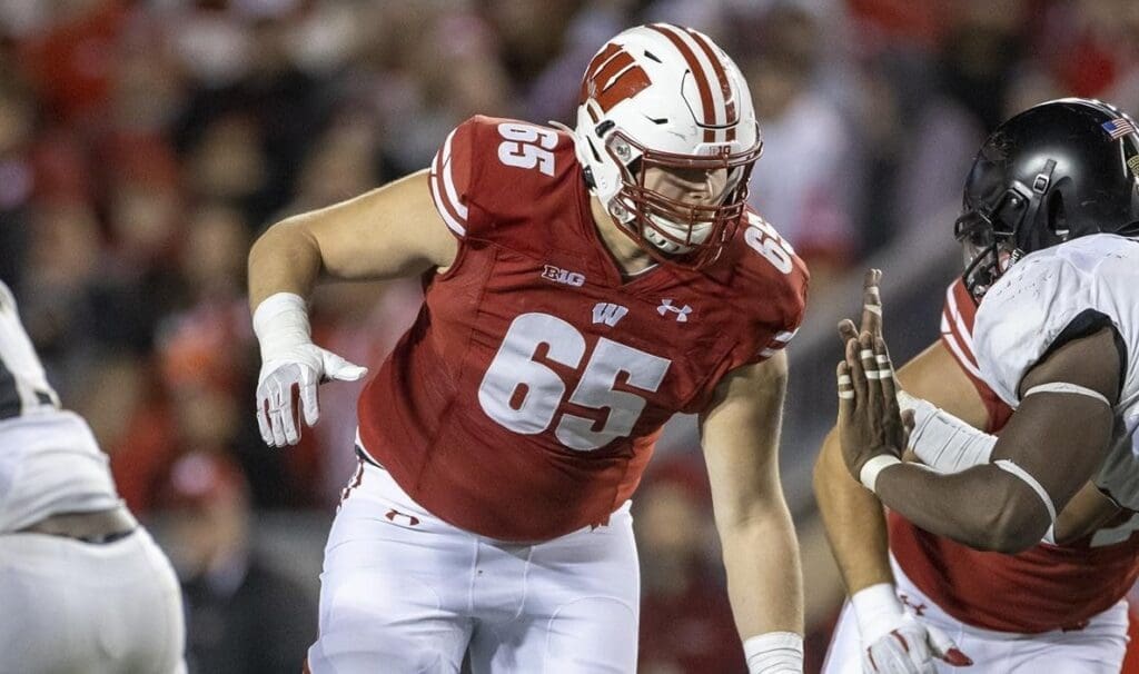 Steelers OT Tyler Beach