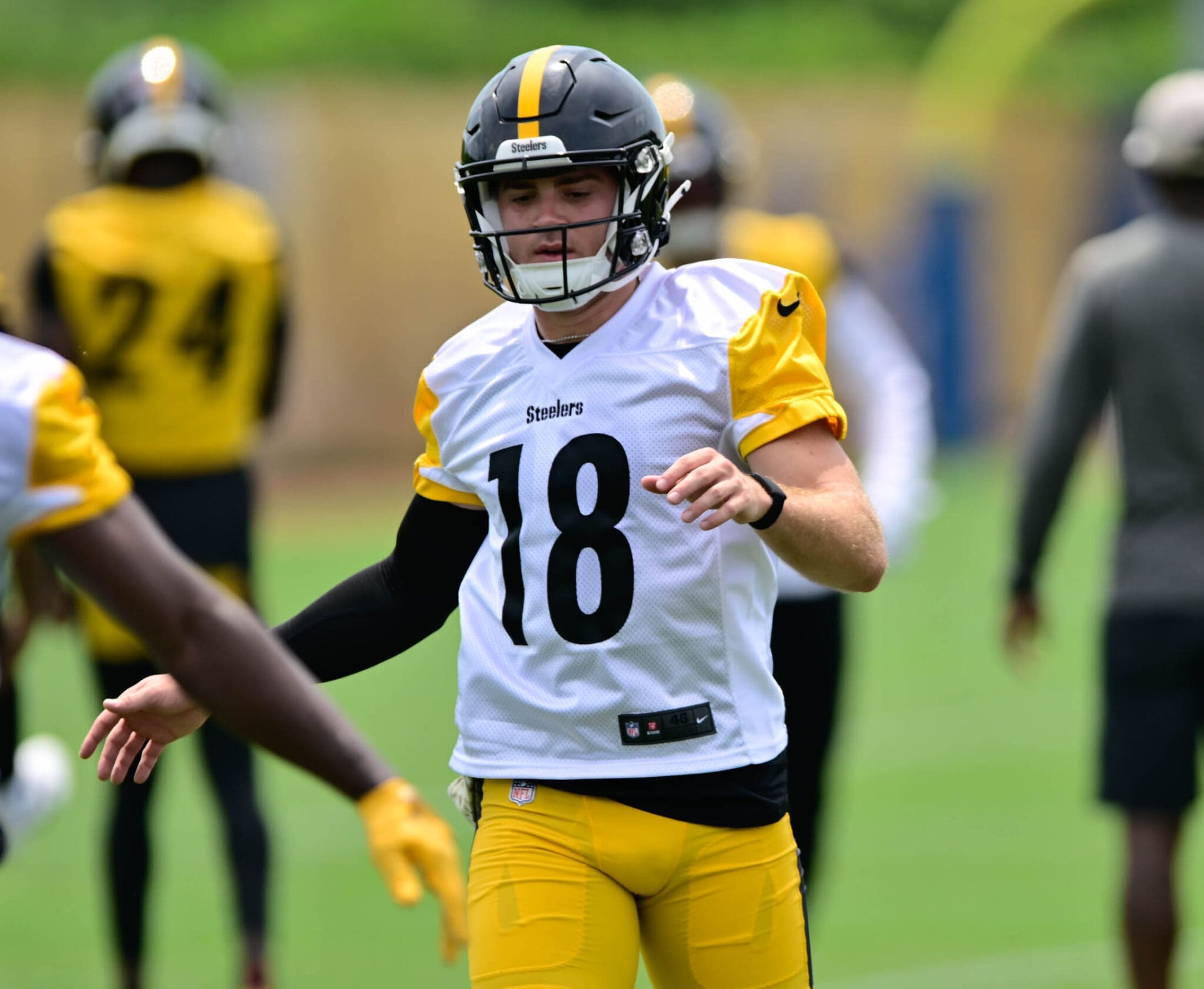 Steelers QB John Rhys Plumlee 'Trying to Provide Value' in Any Form  Possible |