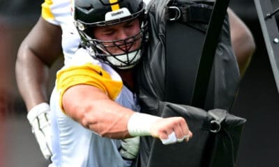 Pittsburgh Steelers center Zach Frazier