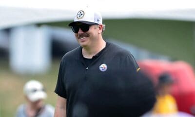 Steelers offensive coordinator Arthur Smith