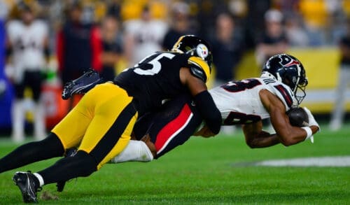 Steelers linebacker Jacoby Windmon