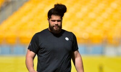 Pittsburgh Steelers LG Isaac Seumalo