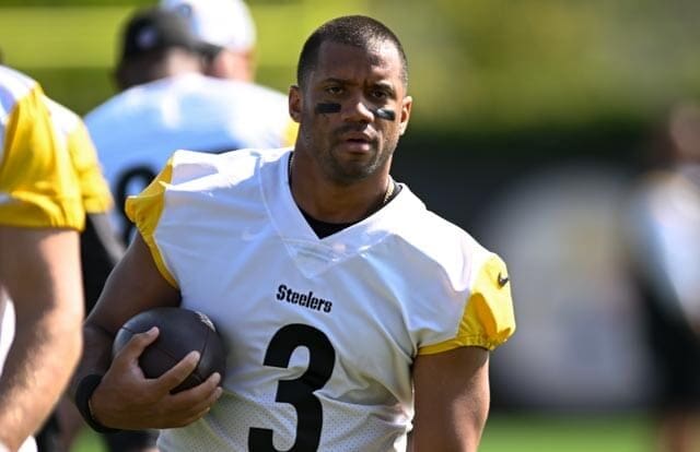 Steelers quarterback Russell Wilson