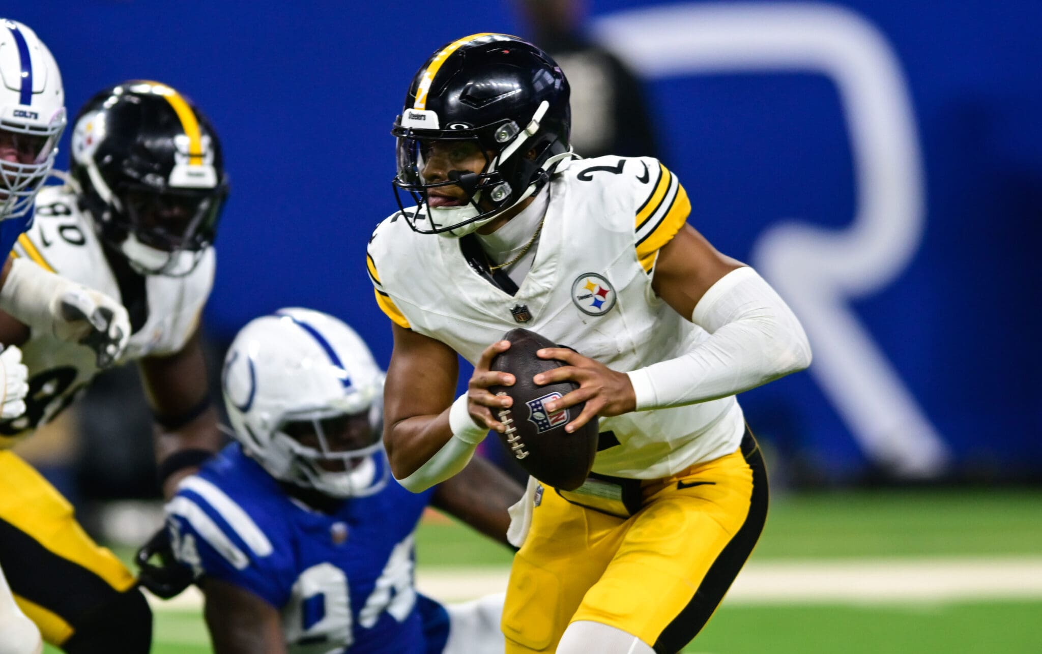 Steelers OC Praises Justin Fields' Performance vs. Colts