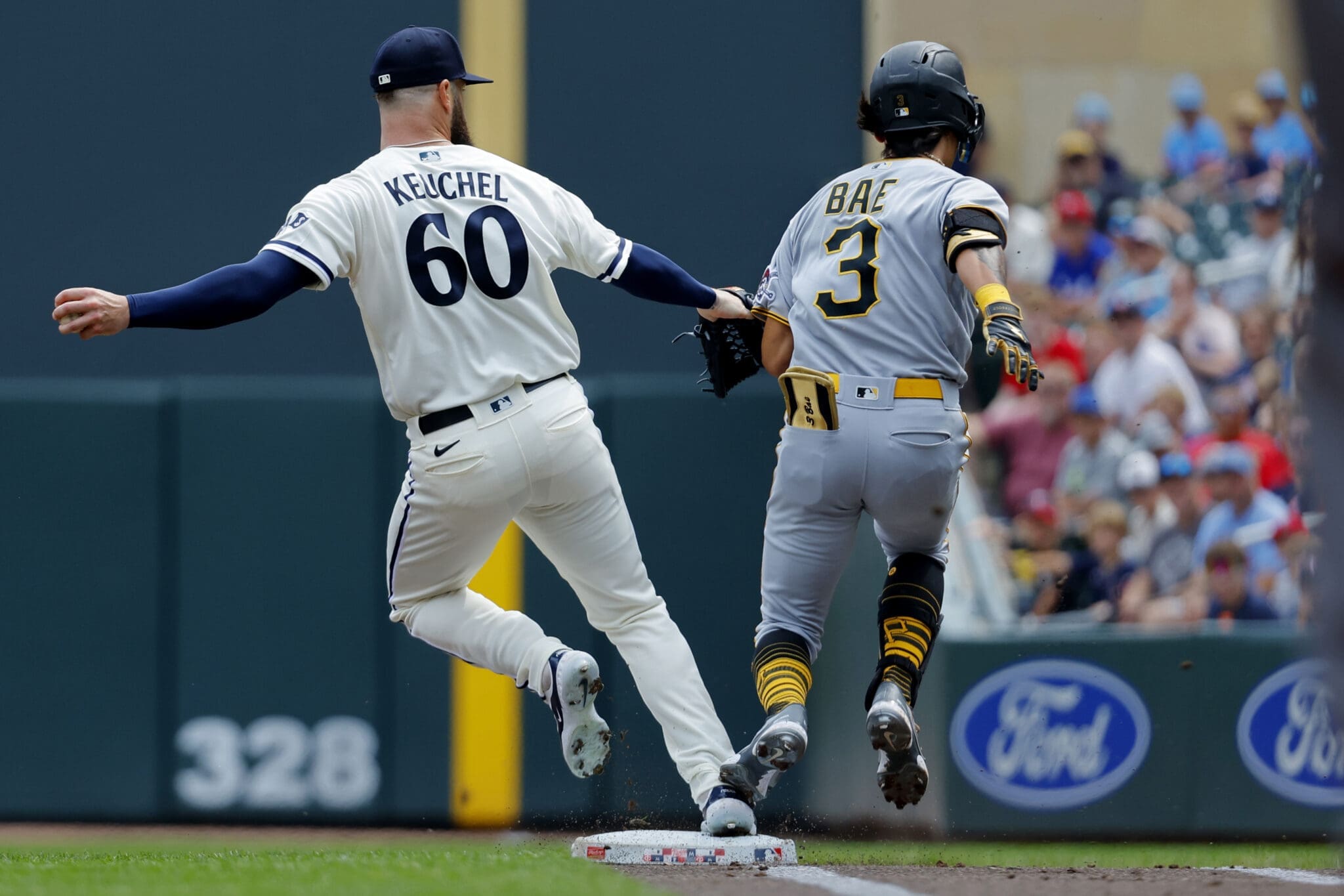 Pittsburgh Pirates, Ji Hwan Bae
