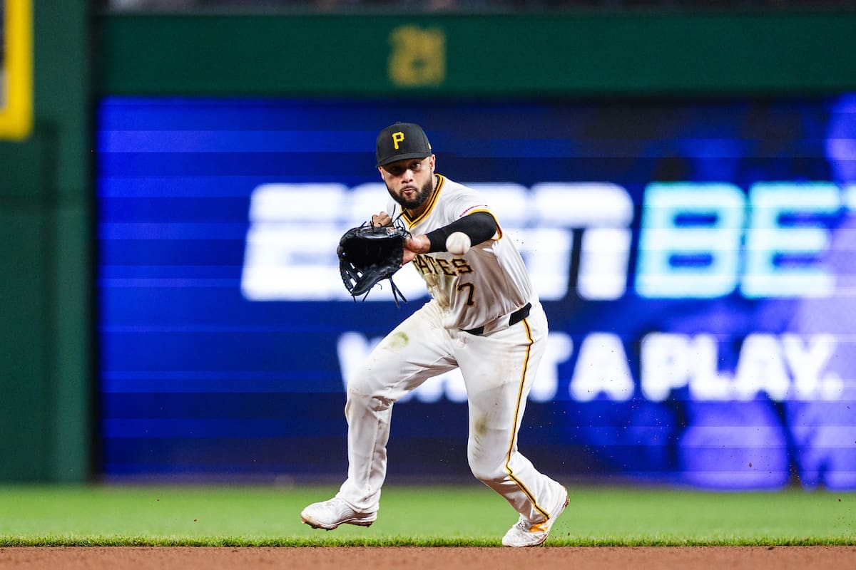 The Pittsburgh Pirates face the Arizona Diamondbacks at PNC Park, Pittsburgh, Pennsylvania (Photos by Harrison Barden)