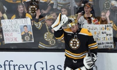 jeremy-swayman-boston-bruins