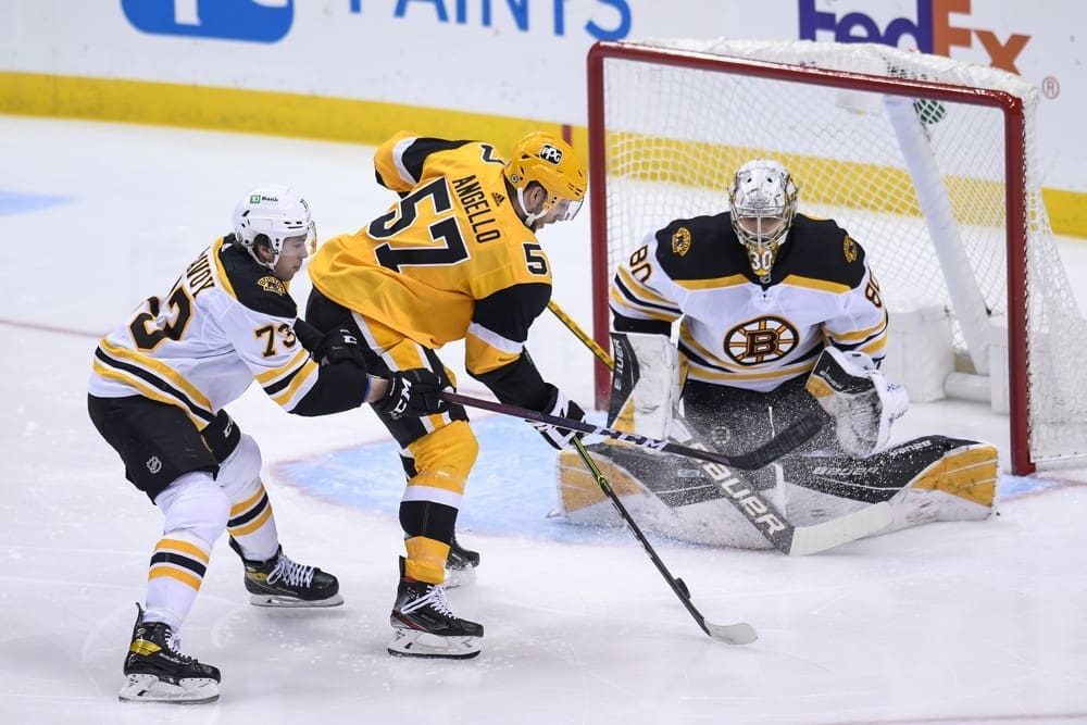 Pittsburgh Penguins Anthony Angello, Boston Bruins