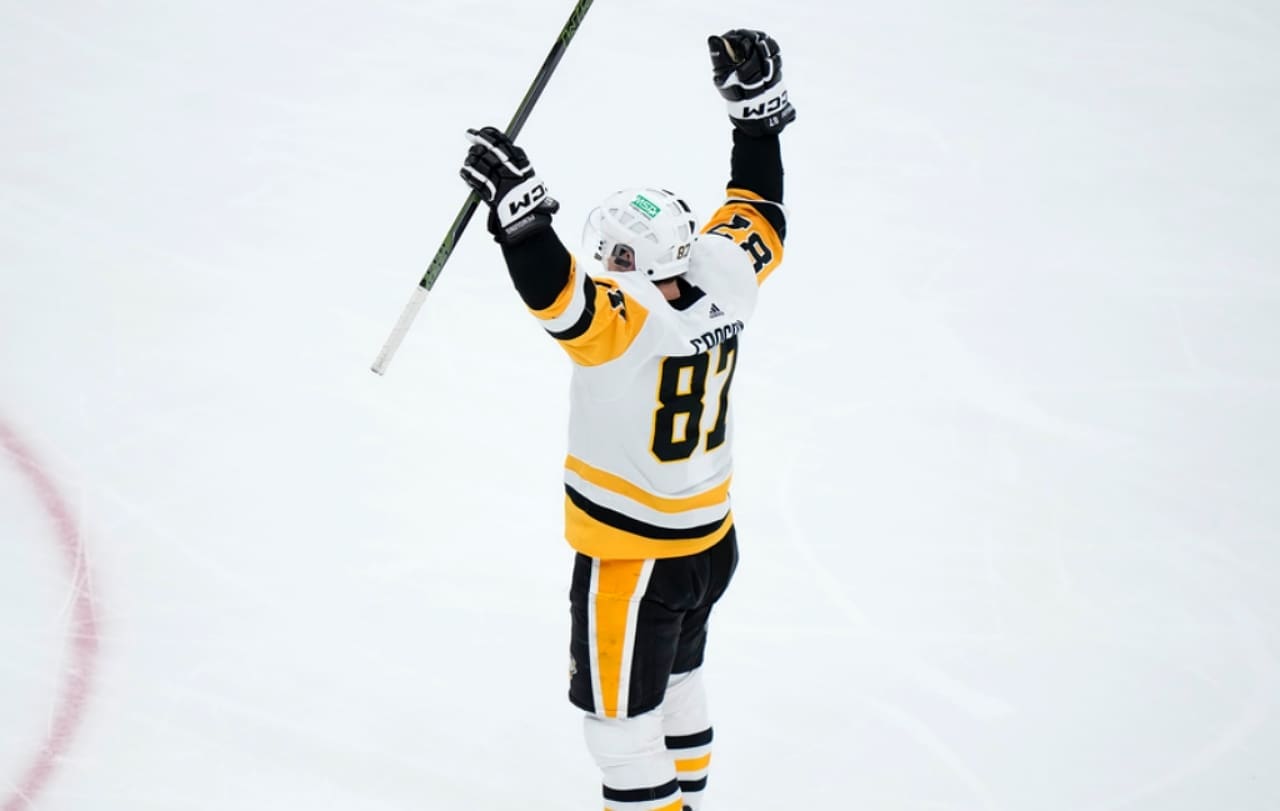 Pittsburgh Penguins Sidney Crosby. Devils, NHL trade talk