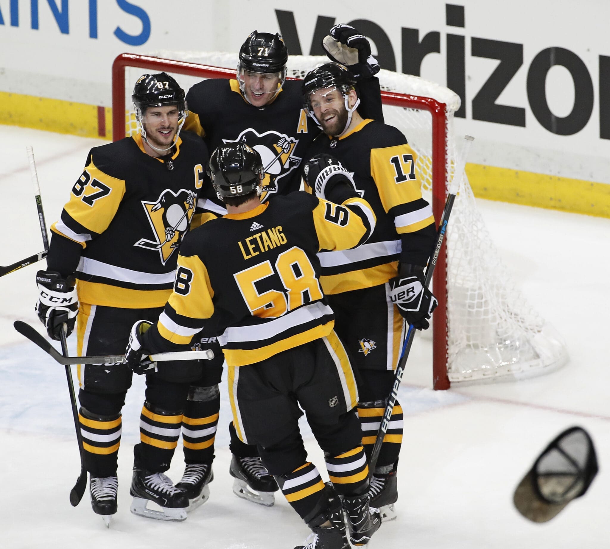 Pittsburgh Penguins, Sidney Crosby, Kris Letang, Evgeni Malkin, NHL news