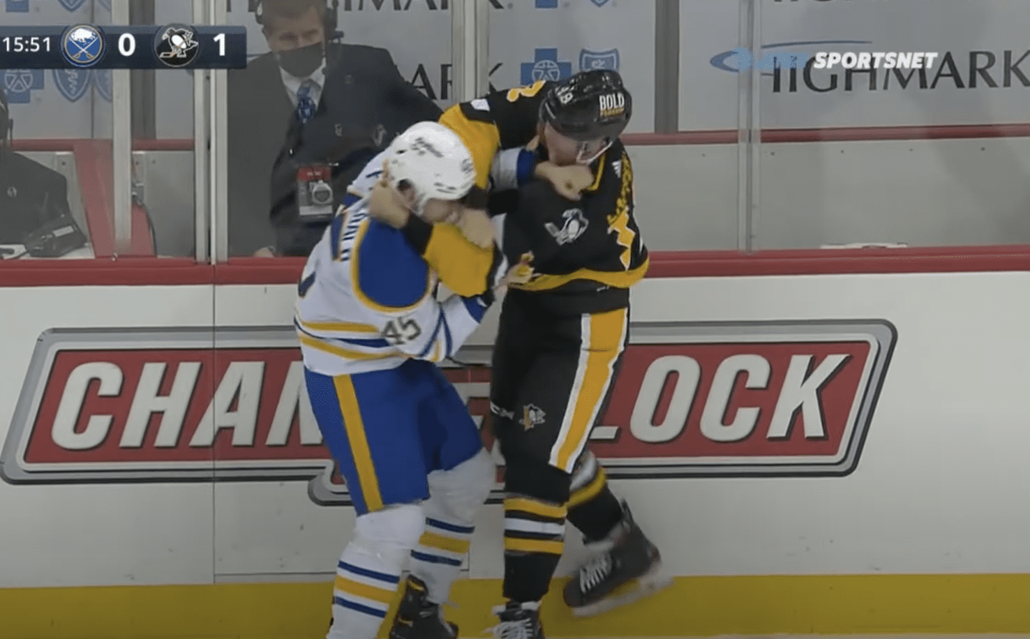 Pittsburgh Penguins fights, Sam Lafferty, Zach Aston-Reese