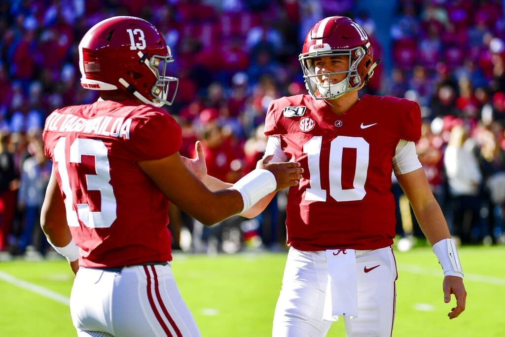 New England Patriots QB Mac Jones and Miami Dolphins QB Tua Tagovailoa as teammates with the Alabama Crimson Tide.