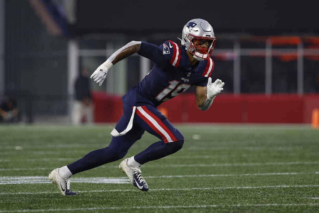 Aaron Rodgers Praises Patriots Cornerback Christian Gonzalez