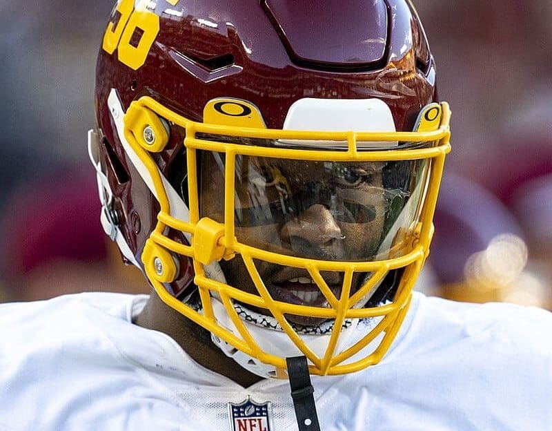 William Bradley-King has signed with the New England Patriots