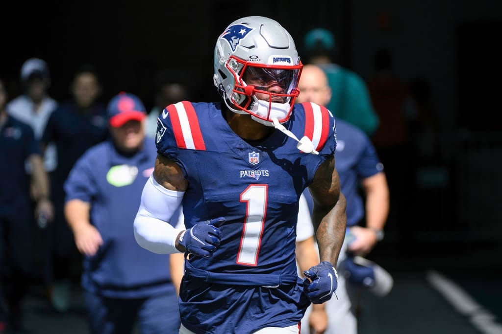 New England Patriots wide receiver DeVante Parker