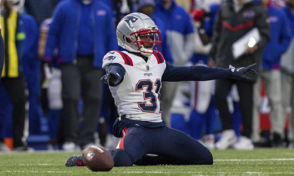 New England Patriots cornerback Jonathan Jones (31) reacts after an incomplete pass during an NFL football game, Sunday, Dec. 31, 2023, in Orchard Park, NY. (AP Photo/Matt Durisko)