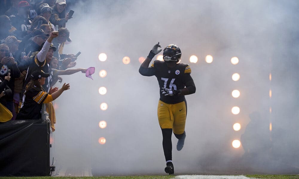 Pittsburgh Steelers offensive tackle Chukwuma Okorafor (76) takes the field during player introductions before an NFL football game against the Tampa Bay Buccaneers in Pittsburgh, Sunday, Oct. 16, 2022. Okorafor is now with the New England Patriots. (AP Photo/Justin Berl)