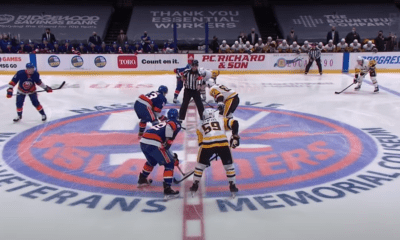 Islanders Penguins faceoff