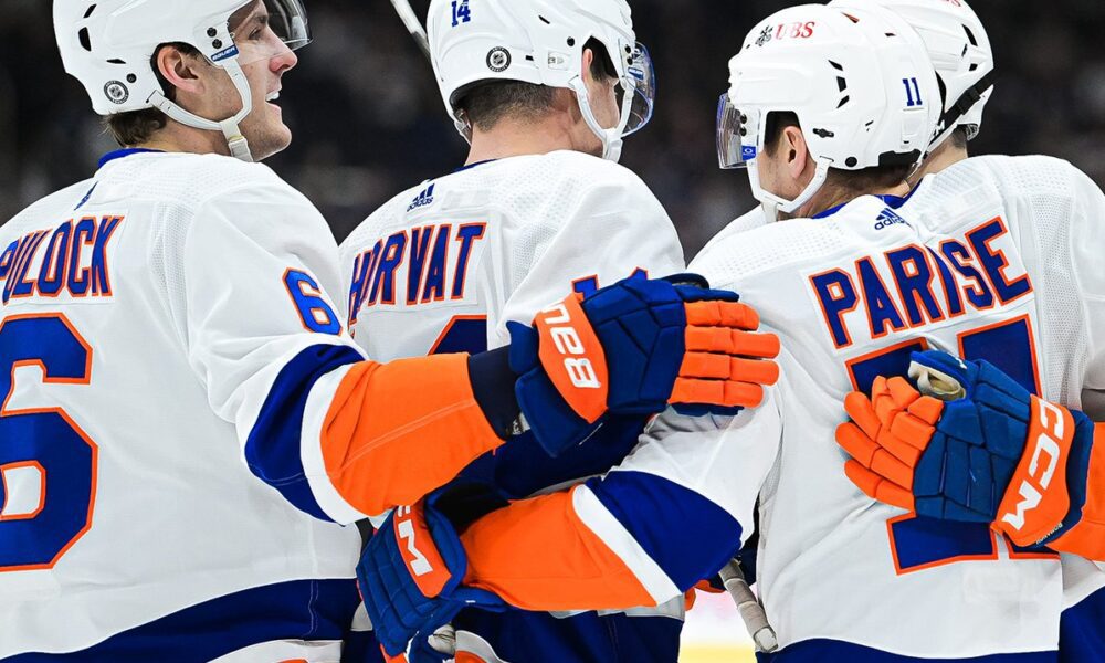New York Islanders Bo Horvat and teammates celebrating after his shorthanded goal (Photo courtesy of New York Islanders Twitter)